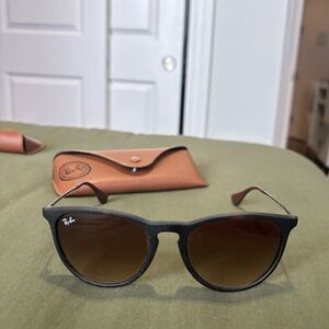 Ray-Ban Erika Classic Sunglasses